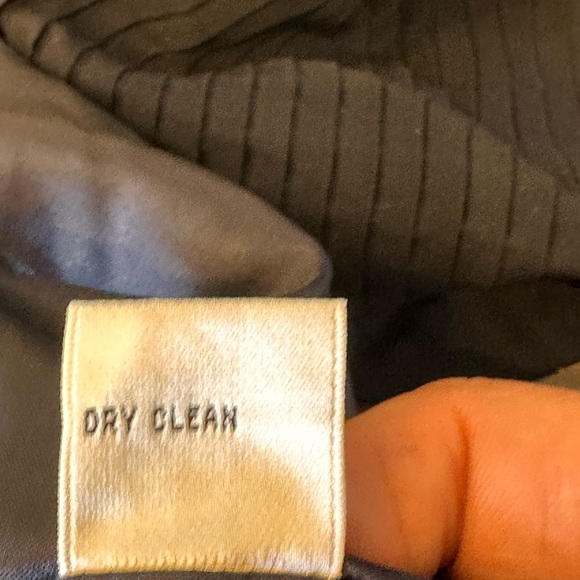 Talbots size 8‎ navy ribbed fitted blazer lined 2 button closure - Picture 12 of 15